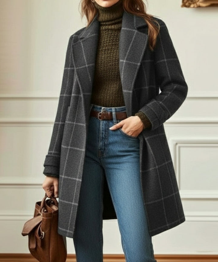 Comfortable Knit Winter Coat for Women with Lapel Collar Layering Style