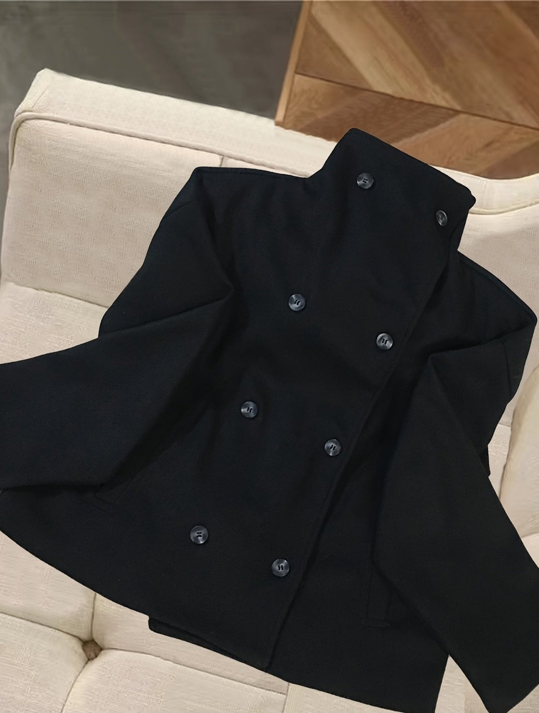 Comfortable Pea Coat for Women with Relaxed Fit Winter Style