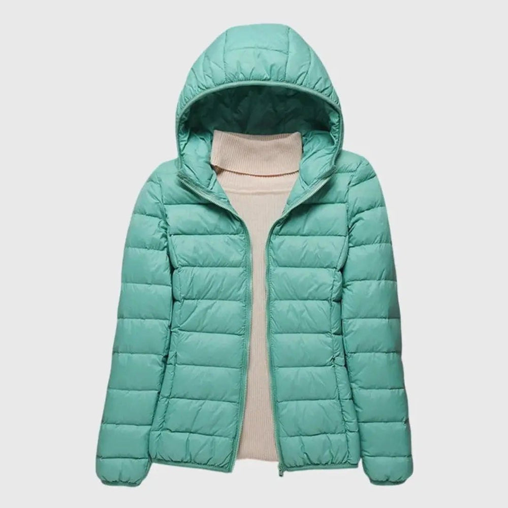 Comfortable Rain Jacket for Women with Quilted Finish Outdoor Style