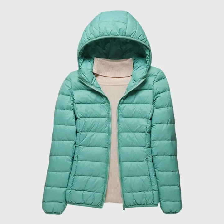 Comfortable Rain Jacket for Women with Quilted Finish Outdoor Style