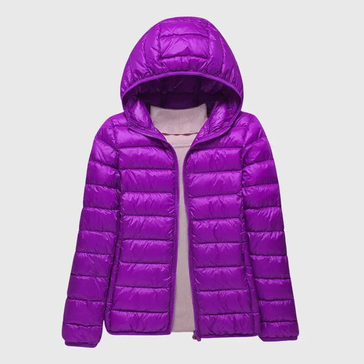 Comfortable Rain Jacket for Women with Quilted Finish Outdoor Style