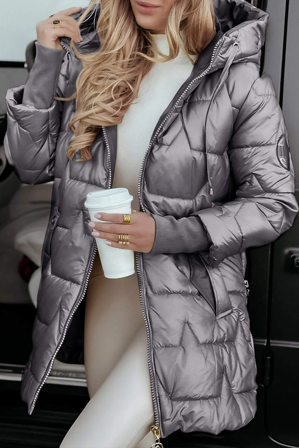 Comfortable Winter Coat for Women with Hood Zip Front Layering Style