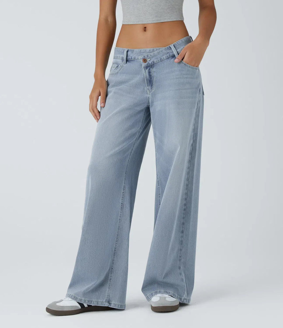 Effortless Baggy Jeans for Women with Relaxed Cargo Pockets Zip Front Relaxed Style