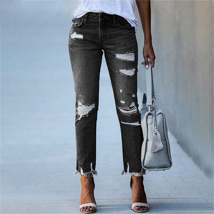Effortless Black Jeans for Women with Slim Fit Distressed Detail Everyday Style