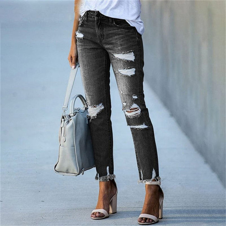 Effortless Black Jeans for Women with Slim Fit Distressed Detail Everyday Style