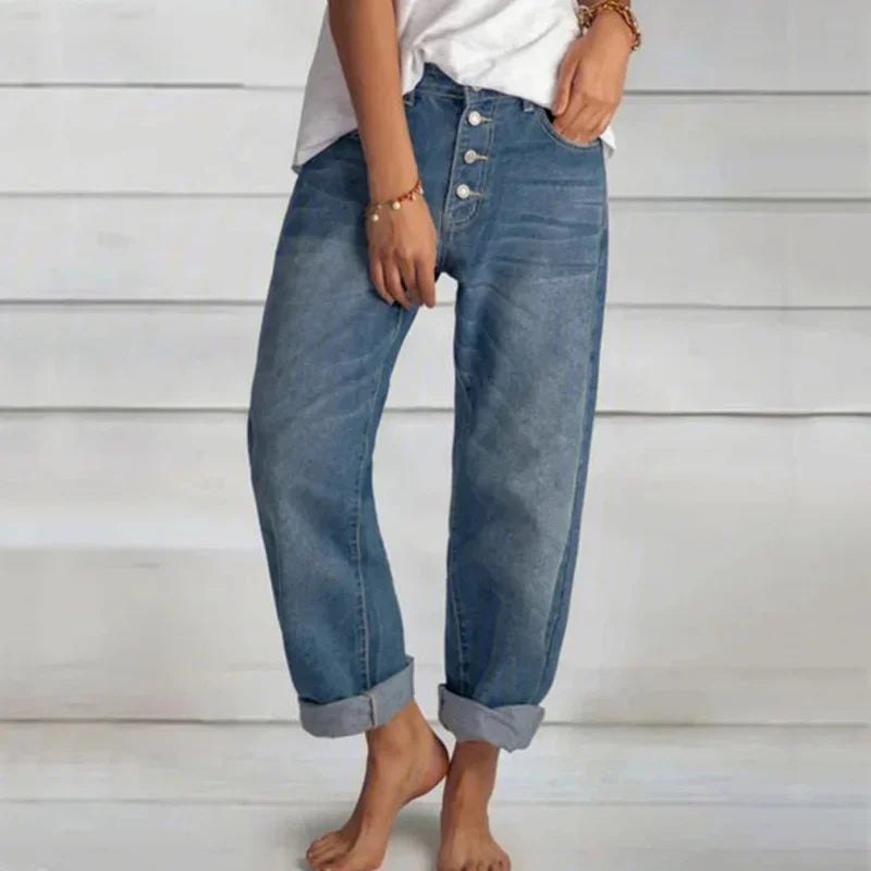 Effortless Blue High Waisted Jeans for Women with Relaxed Casual Style
