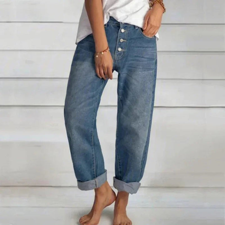 Effortless Blue High Waisted Jeans for Women with Relaxed Casual Style