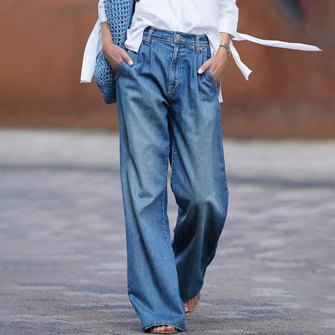 Effortless Blue High Waisted Jeans for Women with Wide Leg Cropped Casual Style