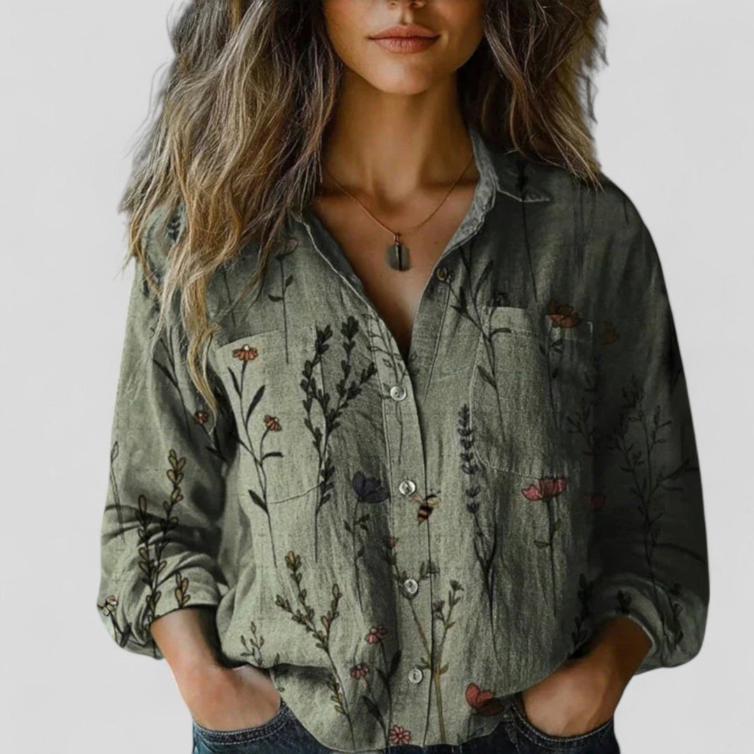 Effortless Button Up Shirt for Women with Classic Cut Casual Style