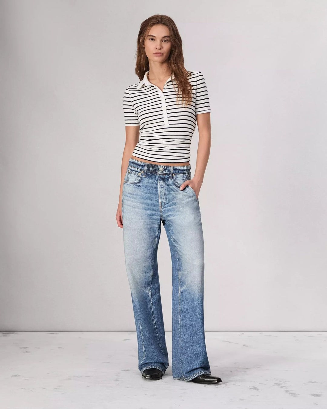 Effortless Flare Jeans for Women with Wide Leg Relaxed Side Pockets Retro Style