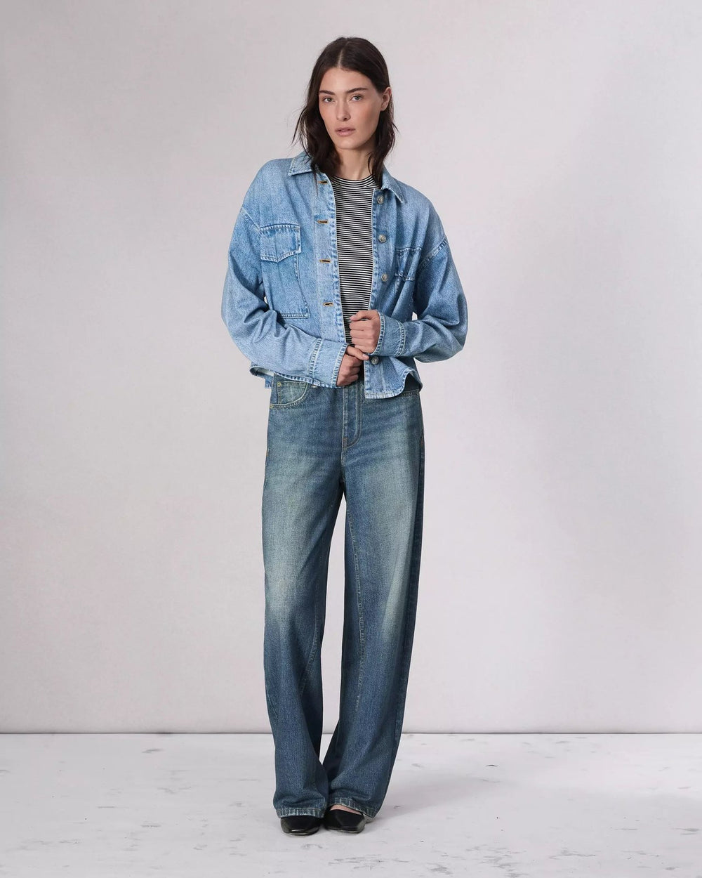 Effortless Flare Jeans for Women with Wide Leg Relaxed Side Pockets Retro Style
