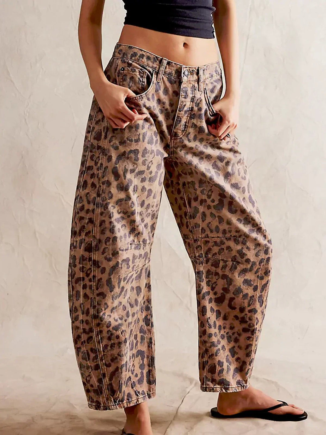 Effortless Leopard Barrel Jeans for Women with Relaxed Side Slit Casual Style